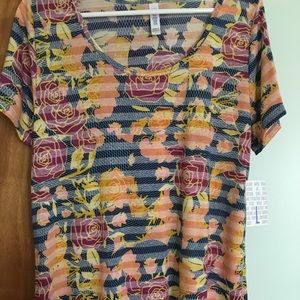 Lularoe Classic Shirt Large NWT Roses